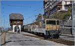 Die MOB Golden-Pass GDe 4/4 6004 wartet mit ihrem MOB Belle Epoque Zug nach Montreux in Chamby auf den Gegenzug.

27. März 2017
