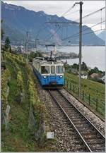 Es ist Herbst geworden und zu meiner Freude und Überraschung war heute der MOB ABDe 8/8 4002 VAUD noch einmal im Planverkehr Einsatz: Als Regionalzug 2330 von Montreux nach Fontaivent erreicht der formschöne Triebzug in Kürze Châtelard VD. 4. Oktober 2019