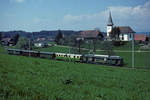 Regionalverkehr Bern-Solothurn RBS/SZB.
CFe 4/4 11  HOSCHTET-SCHNÄGG  auf Sonderfahrt bei Grafenried im Sommer 1994.
Foto: Walter Ruetsch