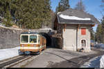 AL BDeh 4/4 302 mit Bt 351 am 23. Februar 2019 an der Endstation Leysin-Grand-Hôtel. Die Station wird wohl in einigen Jahren aufgehoben und die Bahn ab Leysin-Feydey stattdessen unterirdisch zur Talstation der Bergbahnen nach La Berneuse und auf den Tête-d'Aï verlängert.