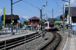 ZB: Regionalzug Interlaken-Ost - Meiringen mit dem ABeh 161 012  MEIRINGEN  anlässlich der Bahnhofseinfahrt Brienz am 18. Mai 2018.
Foto: Walter Ruetsch 
