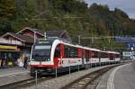ABeh 160 001-1 hält beim Bahnhof Brienz. Die Aufnahme stammt vom 10.10.2014.