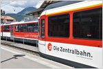 Spatz trifft Adler und Fink in Meiringen. Das sind die Bezeichnungen der neuen Stadler Triebzüge bei der Zentralbahn. (20.06.2016)