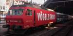Am frühen Morgen steht die Re 456 094 der SOB, die ehemalige Re 4/4 94 der Bodensee - Toggenburg - Bahn (BT), im Bahnhof St. Gallen vor dem Voralpenexpress nach Luzern bereit.

St. Gallen HB, 27.03.2019