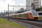 RABe 526 101 Traverso der SOB fährt Richtung Bahnhof Muttenz. Die Aufnahme stammt vom 15.04.2021.