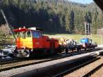 Tm 236 009-7 mit Fahrleitungsbauzug abgestellt in Biberbrugg am 28.09.2007