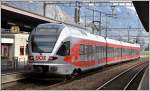 Die S4 23458 ab Sargans um 14.00Uhr nach St.Gallen mit SOB Flirt 526 045-0 verlässt soeben den Bahnhof Sargans. (18.12.2013)