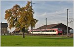 S 27 mit RBDe 566 072 in der March zwischen Schübelbach-Buttikon und Siebnen-Wangen.