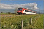 S27 mit 566 072 zwischen Bilten und Reichenburg. (27.10.2016)