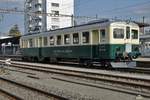 Erste Fahrt des CFe 2/4 101, ehemals BDe 2/4 101 der ehemaligen Sensetalbahn (STB).
Nach der Revision fuhr der CFe 2/4 101 mit Baujahr 1938 am 8. März 2021 in eigener Kraft von Bönigen nach Romanshorn. Dabei wurde der historische Triebenwagen in Langenthal bei einem Zwischenhalt sowie auf flotter Fahrt bei Roggwil fotografiert.
Die Strecke der Sensetalbahn führte von Flamatt via Laupen nach Gümmenen. Am 23.5.1993 wurde die Strecke Laupen-Gümmenen stillgelegt und Laupen wurde zum Endhalt der S-Bahn Bern.
Foto: Walter Ruetsch 
 