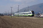 transN RABe 523 075 Flirt als Regionalzug Olten-Biel bei Oensingen am 8.