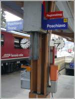 Auch die Zugzielanzeiger der alten mechanischen Art sind in St.Moritz nach wie vor in Betrieb. (02.03.2009)