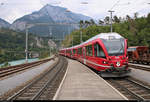 ABe 4/16 3102  Richard La Nicca  (Stadler ALLEGRA) der Rhätischen Bahn (RhB) als RE 1759 von Chur (CH) nach Disentis/Mustér (CH) durchfährt den Bahnhof Reichenau-Tamins (CH) auf Gleis