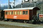 RhB - Xk 9016 II am 11.04.1998 in Landquart - Mannschaftswagen - 2-achsig mit 2 offenen Plattformen - Baujahr 1906 - Rast - Gewicht 6,50t - Ladegewicht 1,00t - LP 10,40m - zulssige Geschwindigkeit Aufkleber 60 km/h - =17.02.1989  - Lebenslauf: ex AB 131 - 1948 B 2104 - 1956 B 2194 - 1964 B 2194 - 1973 ausr. 1973 Xk 9016 II - 02/2003 Abbruch.
