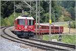 RE1736 mit der Ge 4/4 II 631  Untervaz  aus Disentis erreicht die Verzweigung mit der Albulalinie in Reichenau-Tamins. (21.07.2018)