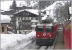 RE 1244 und 1245 begegnen sich in Klosters Dorf. (02.03.2009)