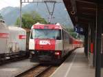 Ge 4/4 644 mit einem Schnellzug nach Landquart in Klosters-Platz.