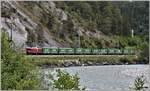 5757 mit der Ge 4/4 I 602  Bernina  und neuen Wechselpritschen für Valserwasser auf dem Weg nach Ilanz bei Trin. (16.06.2020)