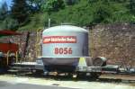 RhB - Ucek 8056 am 27.06.1995 in Filisur - Zementsilowagen 2-achsig mit 1 offenen Plattform - Baujahr 1955 - FC/MBA - Gewicht 7,80t - Zuladung 14,60t - LP 7,75m - zulssige Geschwindigkeit 65 km/h -