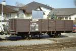 RhB - Ek 6035 am 12.04.1992 in Bonaduz - Hochbordwagen 2-achsig mit 1 offenen Plattform - Baujahr 1903 - MAN - Gewicht 5,25t - Zuladung 10,00t - LP 7,49m - zulssige Geschwindigkeit Aufkleber 60 km/h