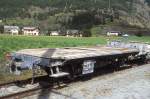 RhB - P 10063 am 22.08.2007 in Zernez - Flachwagen 2-achsig mit 1 offenen Plattform - Baujahr 1914 - SWS - Gewicht 5,00t - Zuladung 10,00t - LP 7,49m - zulssige Geschwindigkeit 60 km/h -