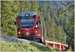 IR1152 mit dem Steuerwagen 57805 an der Zugspitze oberhalb Bergün auf der Fahrt nach Chur. (30.09.2019)