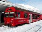 RhB - Steuerwagen BDt 1752 in Regio im Bahnhof von Samedan am 01.01.2010 ..