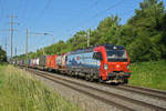 Siemens Vectron 193 476-9 fährt Richtung Bahnhof Kaiseraugst.