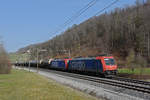 Doppeltraktion, mit den Loks 484 015-3 und 484 004-7 fährt Richtung Bahnhof Tecknau.