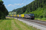 Siemens Vectron 193 658-2 fährt Richtung Bahnhof Tecknau.