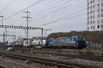 Siemens Vectron 193 534-5 durchfährt den Bahnhof Pratteln.