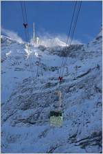 Säntis Luftseilbahn (LSS) zwischen der Schwägalp 1360m und dem Säntis 2502m. Blick nach oben (01.12.2017)