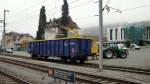 Typisches Wagenladungsverkehr-Beispiel: Am 12.11.11 holt ein Landwirt beim Freiverlad von Ebikon eine Ladung Pressschnitzel ab.
Beim Bahnfahrzeug handelt es sich um den Eaos 33 56 5301 030-6, der fr die Zuckerrbensaison aus der Slowakei gemietet wurde.