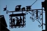 Appenzeller Version des Bahnbilds...

Die wunderbaren schmiedeeisernen Schilder im Ortskern von Appenzell werden fr den Bahnliebhaber gekrnt von diesem Schild der Touristeninformation. Gesehen im Juli 2013.