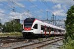 RABe 523 035, auf der S3, verlässt am 23.07.2024 den Bahnhof Pratteln.