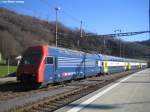 Re 450 101-1 ''Obfelden'' am 25.11.09 abgestellt in Ziegelbrcke. Dieser DPZ wird um ca. 16.00 eine S2 verstrken.