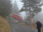 Der Bahnbilderfotograf (Peter) schreckt vor schwierigen Fotobedingungen natürlich nicht zurück.