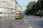 Bern SVB Tram 5 (SWS/BBC/MFO Be 4/4 128 + FFA B 3xx) Effingerstrasse / Belpstrasse am 30. Juli 1983. - Scan eines Farbnegativs. Film: Kodak Safety Film 5035. Kamera: Minolta XG-1.