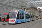 Be 6/8 Combino 670 mit der KPT Werbung, auf der Linie 9, bedient die Haltestelle beim Bahnhof Bern.