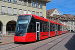 Be 6/8 919 Tramlink, auf der Linie 7, bedient am 09.07.2024 die Haltestelle Zytglogge beim Casinoplatz.