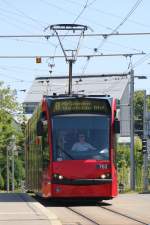 BERNMOBIL Combino VL 760 bei der Haltestelle Holenacker.