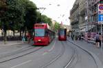 Bern Bernmobil Tram 3 (Vevey/ABB/DUEWAG Be 4/8 735) / Tram 9 (Siemens Combino Be 6/8 653) Hirschengraben am 8. Juli 2015.