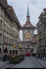 Am 11. Oktober 2015 feierte man mit einer Tramparade 125 Jahre Tram in Bern.
Der Ce 2/2 37 fährt hier vor dem Zytgloggeturm die Altstadt hinauf.