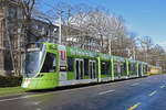 Be 6/10 Tango 162 mit der U-Abo Werbung, auf der Linie 10, fährt zur Haltestelle Aeschenplatz.