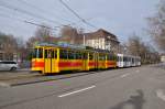 Doppeltraktion auf der Linie 10 mit dem Be 4/8 240 und der Gsundjobs Werbung zusammen mit dem Be 4/6 107 fahren Richtung Aeschenplatz.