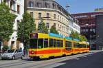 Be 4/8 245 zusammen mit dem Be 4/6 233 auf der Linie 11 fahren zur Haltestelle am Bahnhof SBB.