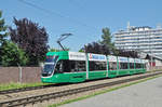 Be 6/8 Flexity 5018, auf der Linie 14, fährt zur Haltestelle Kästeli. Die Aufnahme stammt vom 17.05.2017.