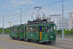 Oldtimer Linie am Tag der Offenen Tür der Basler Verkehrsbetriebe. Hier überquert der Be 2/2 215 zusammen mit dem B2 423 die Dreirosenbrücke. Die Aufnahme stammt vom 21.05.2022.