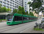 BVB - Tram Be 6/8  304 unterwegs auf der Linie 2 in Basel am 2024.06.09