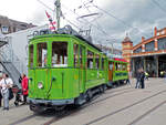 Am 18.06.2011 findet das Eröffnungsfest vom Erweiterungsbau des Depots Wiesenplatz statt. Natürlich waren auch viele Oldtimer für Publikumsfahrten in der Stadt unterwegs. Hier steht der Ce2/2 126 zusammen mit dem C2 309 auf dem Hof des Depots Wiesenplatz. Aufnahme Basel.